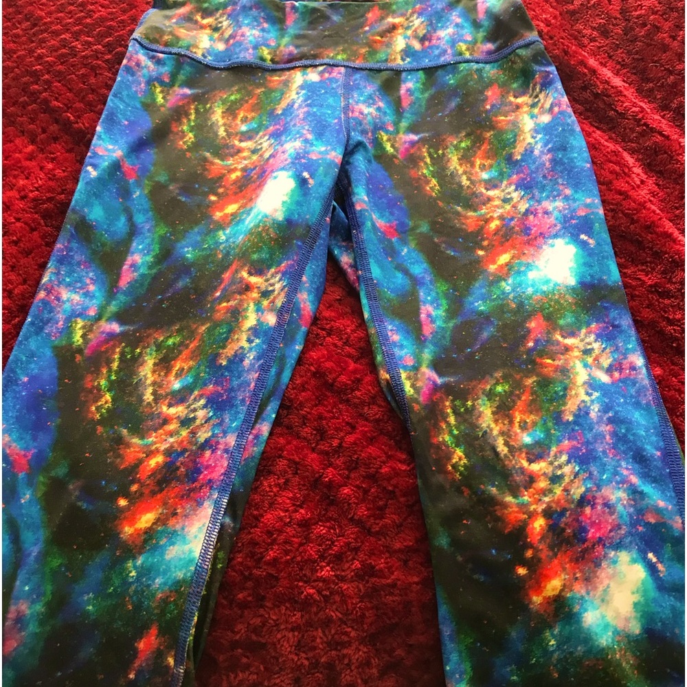 Exercise pants/ leggings